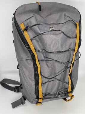Victorinox Laptop Backpack 602133 Altmont Active Compact Unisex Grey NWOT NEW